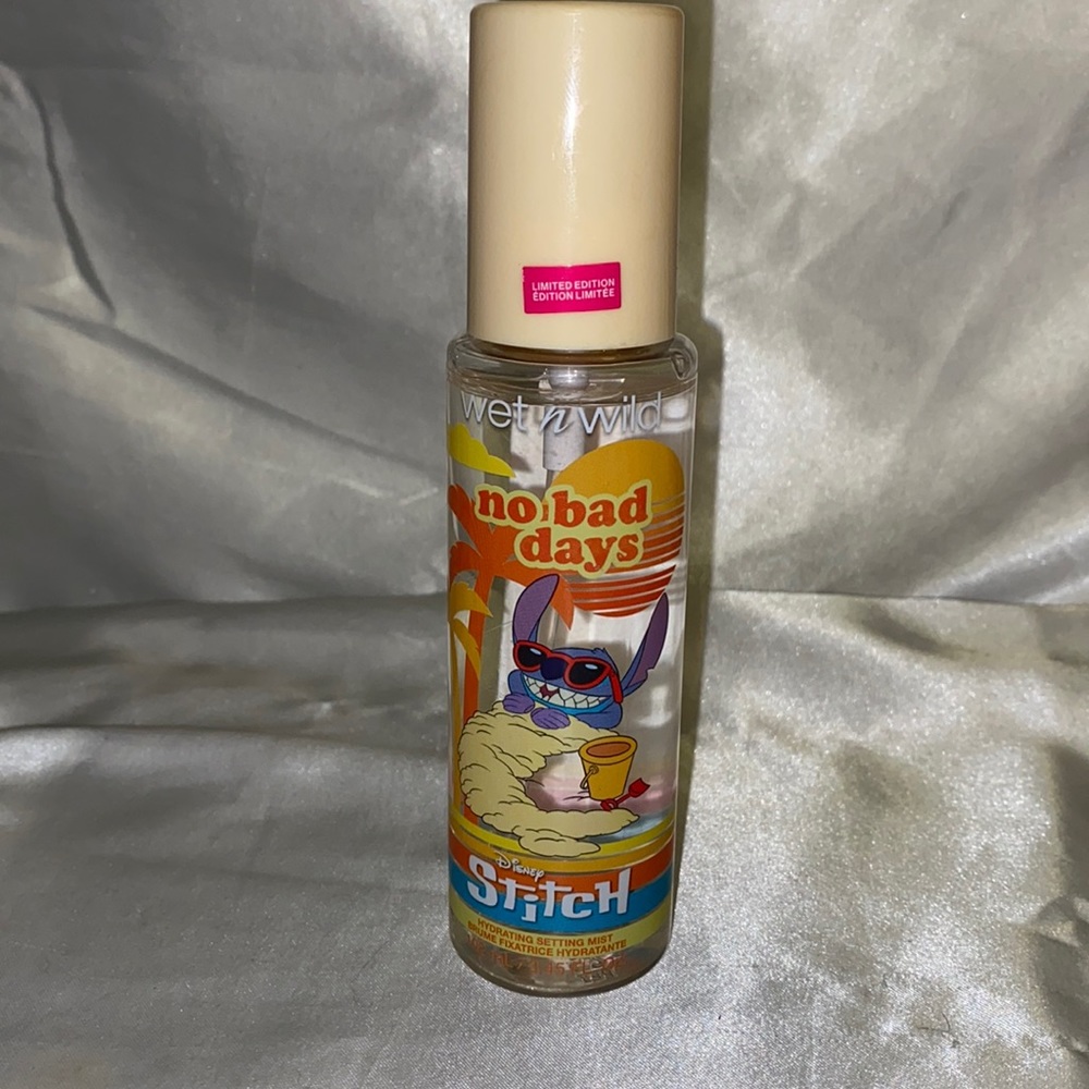Wet n Wild stitch No Bad Days setting spray